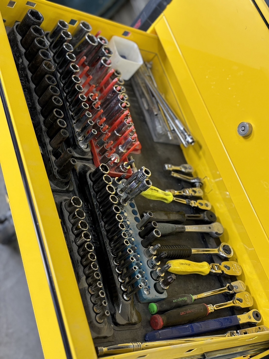 カーファクトリー N-STYLE 自動車鈑金塗装修理